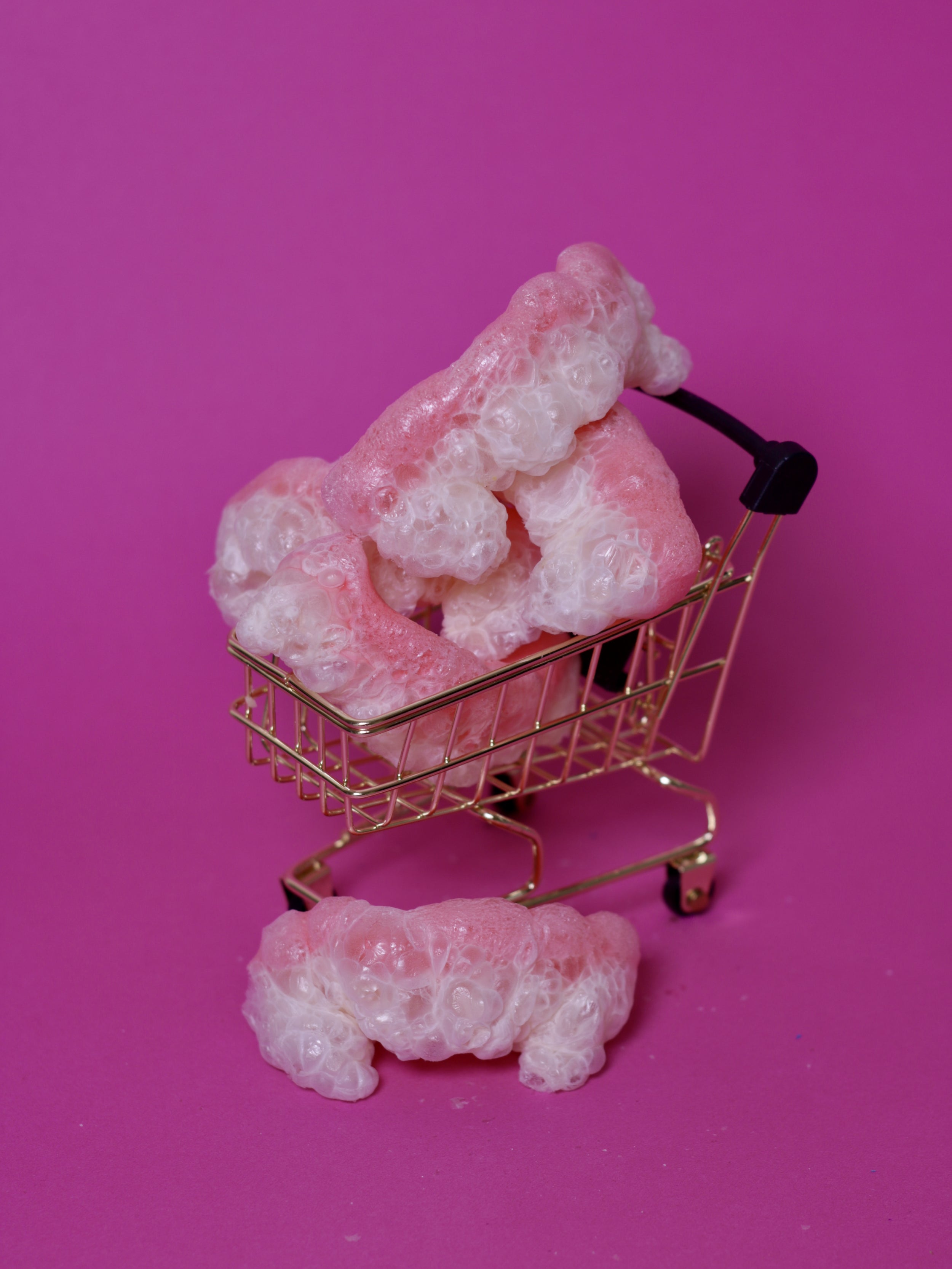 Liofilizuoti saldainiai "vampyro dantys"